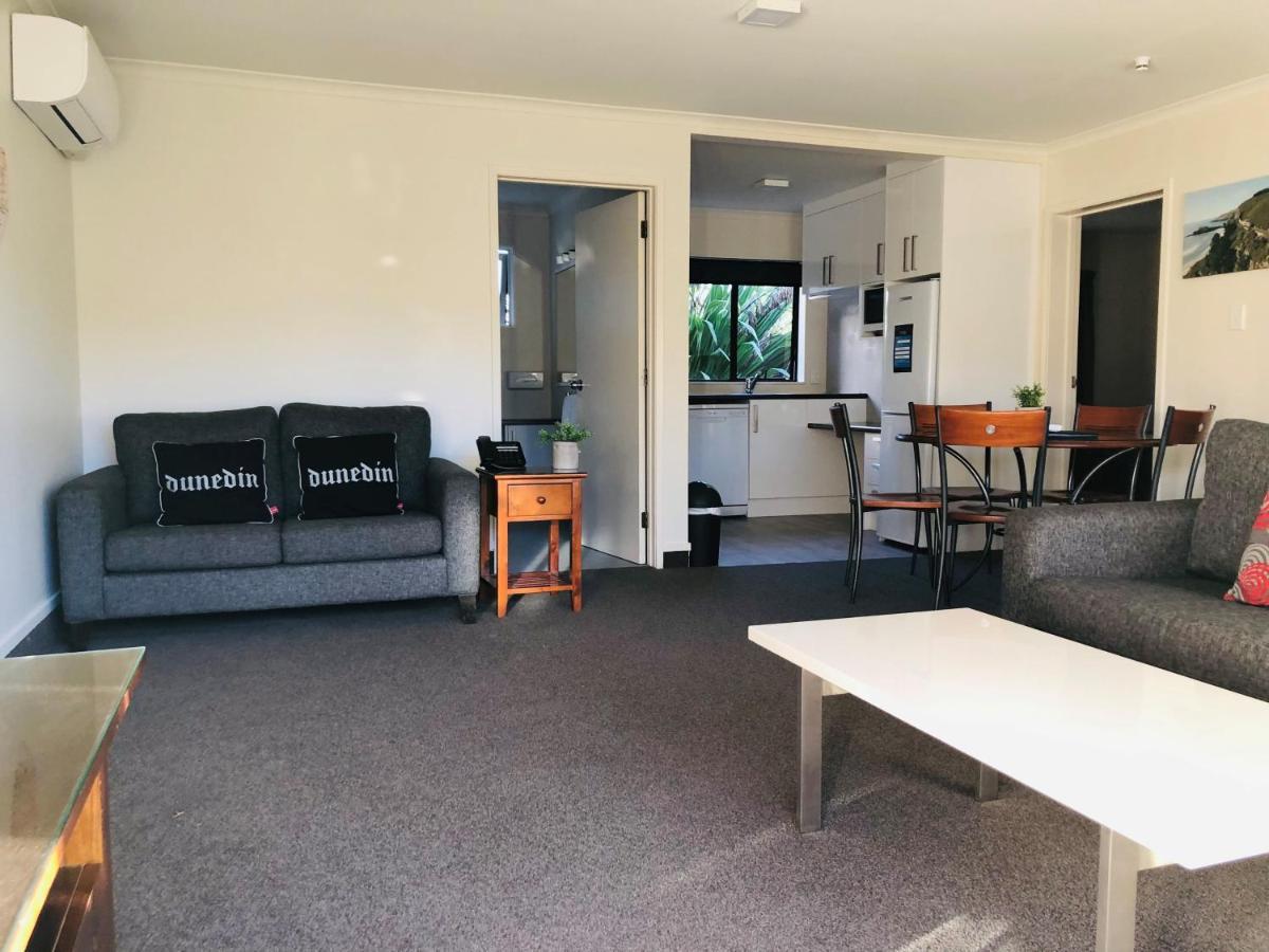 Commodore Motel ダニーデン エクステリア 写真