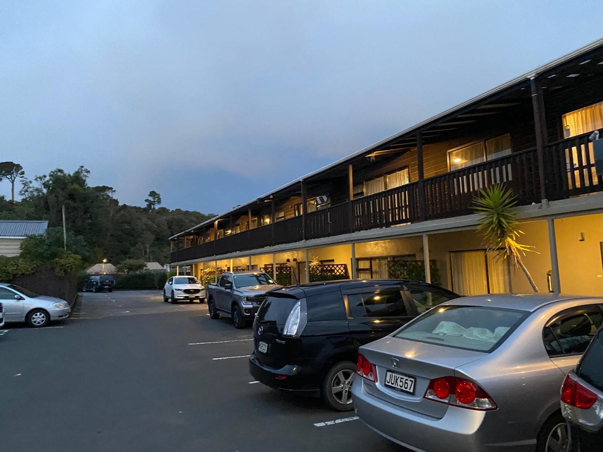 Commodore Motel ダニーデン エクステリア 写真